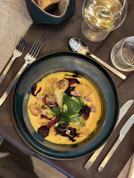 Restaurant avec plat poisson / viande / végétarien à Vendargues